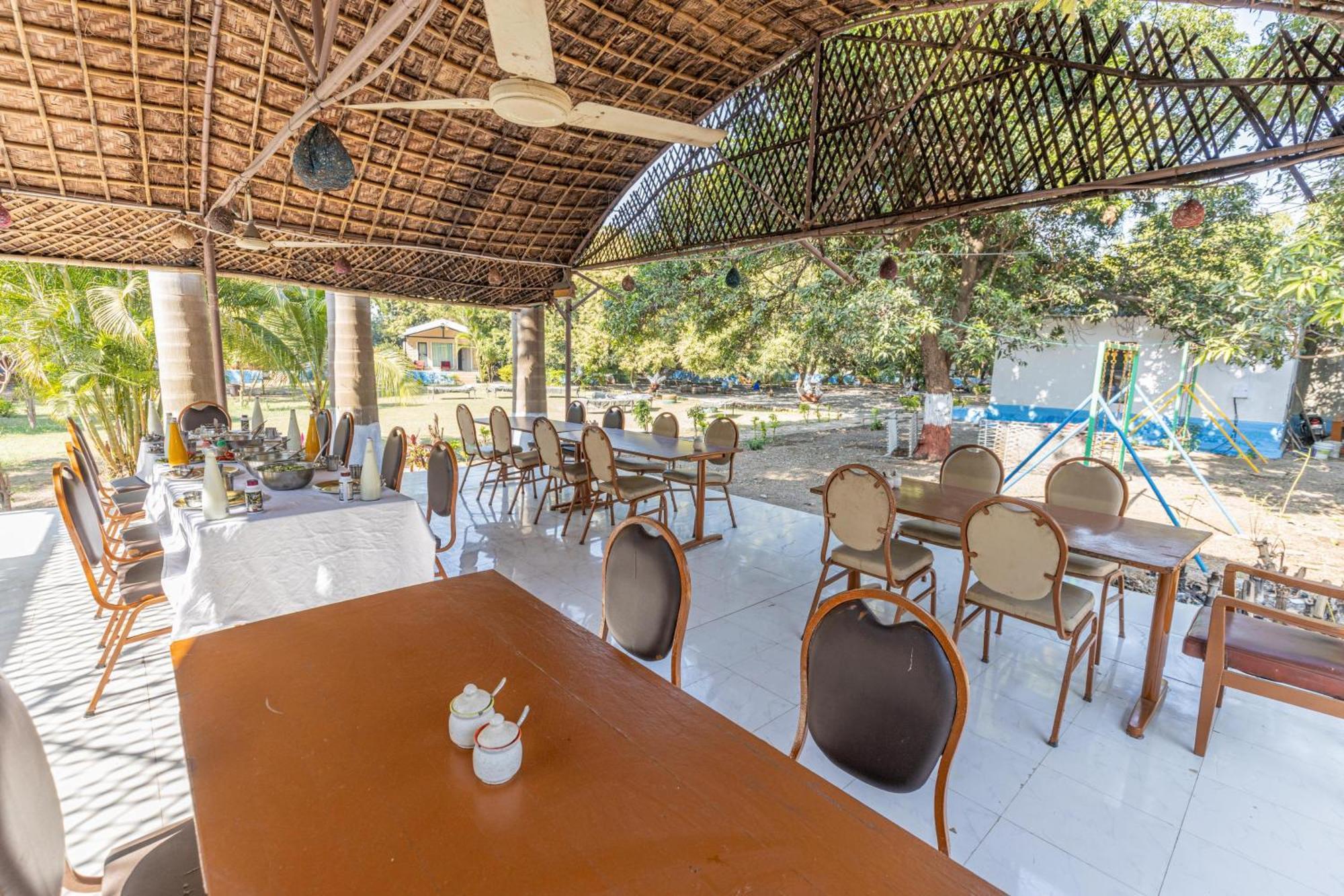 סאסאן גיר Gir County Resort מראה חיצוני תמונה